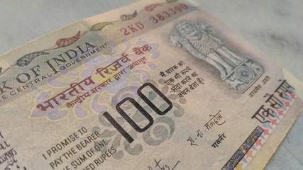 100 Rupee Note